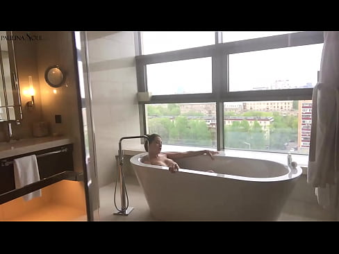 ❤️ Valtava babe runkkaa intohimoisesti pilluaan kylpyhuoneessa ️ Porno at fi.psi-mass.ru ☑