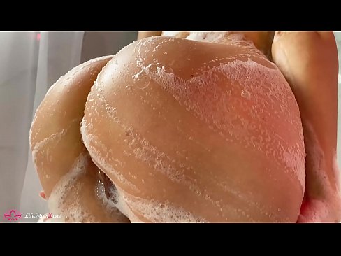 ❤️ Brunette masturboi pillua vibraattorilla intensiiviseen orgasmiin suihkussa ️ Porno at fi.psi-mass.ru ☑